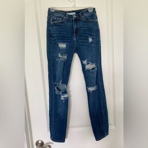 Kancan High Rise Distressed Skinny Jean Women’s Size 26